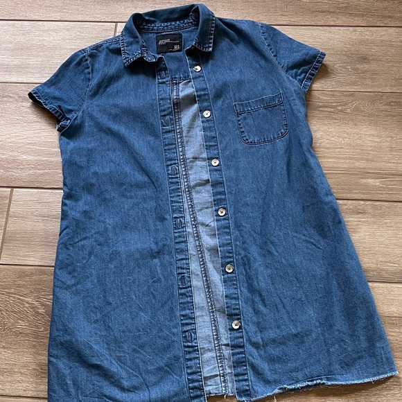 Zara Short Sleeve Denim Shirt MEDIUM Raw Hem - Picture 1 of 6